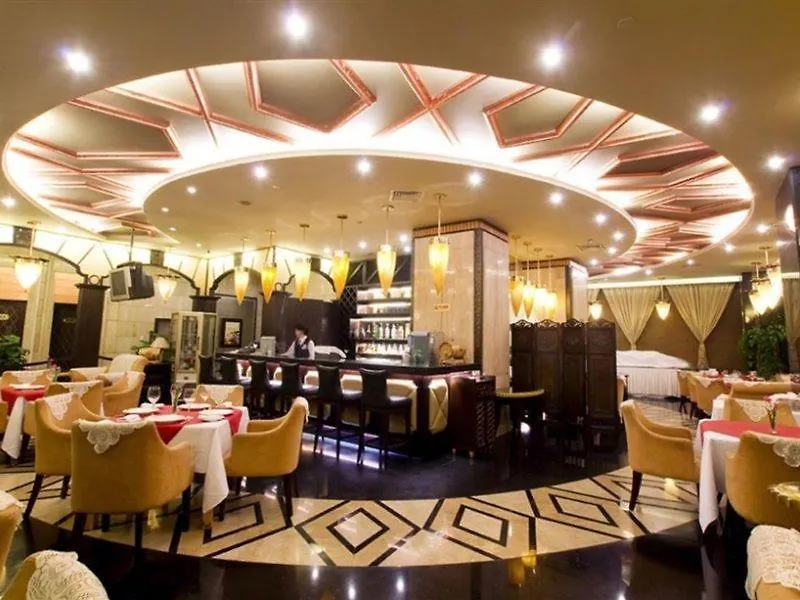 Shanghai Sports Hotel 4*,  Chiny