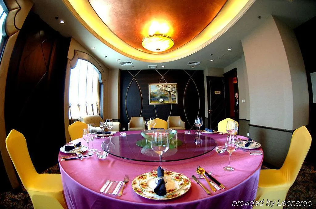 Shanghai Sports Hotel 4*,  China