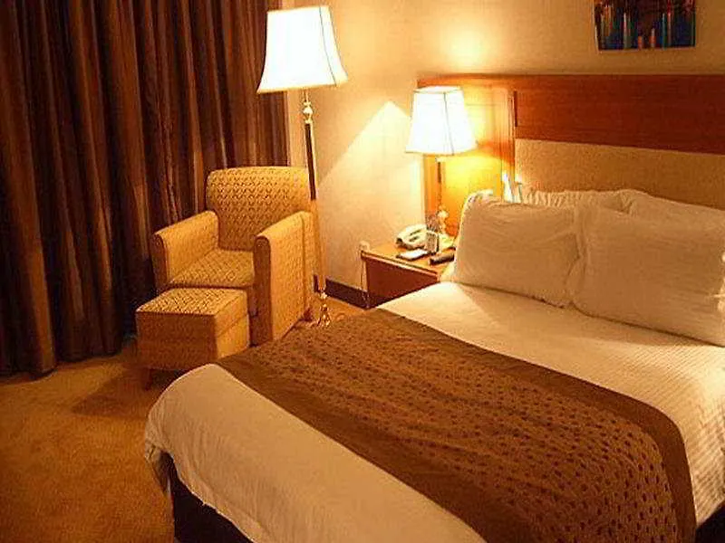 Shanghai Sports Hotel 4*,