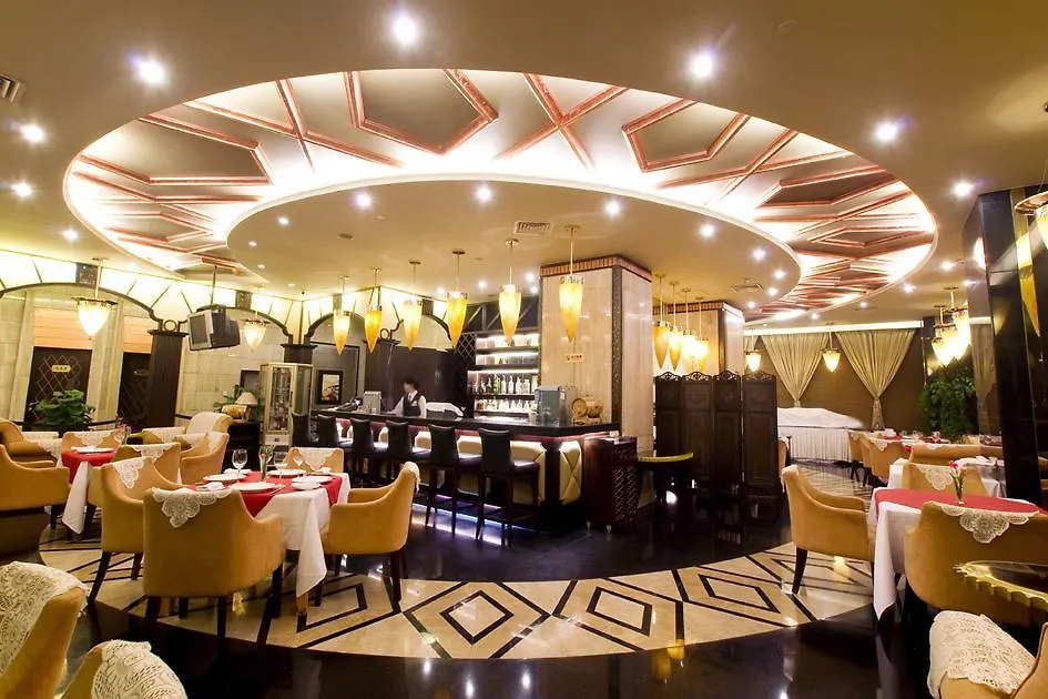 Shanghai Sports Hotel 4*,